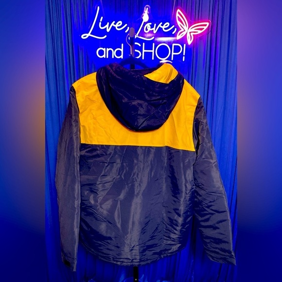 🐺 UofM Wolverine’s Colosseum “The One” Full Zip Heavyweight Jacket, NWT 🐺 - Picture 7 of 10